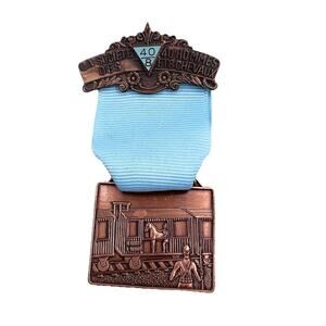 Vintage Copper Medal Ribbon American Legion La Societe des 40 Hommes ET8 Chevaux